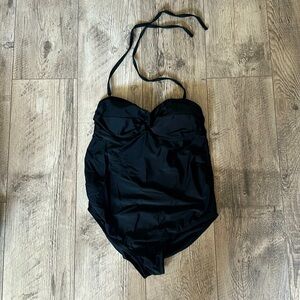 Liz Lange Maternity Medium Bathing suite with removable straps